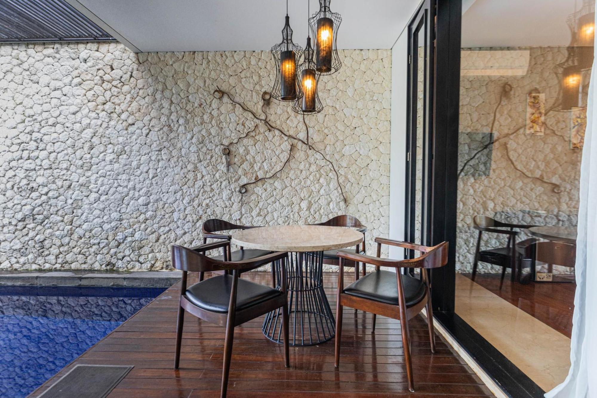The Sterling Villas أُلُواتو المظهر الخارجي الصورة